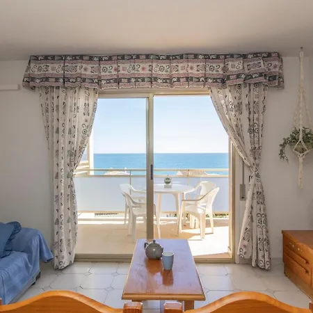 Apartment Rentalmar Nabila